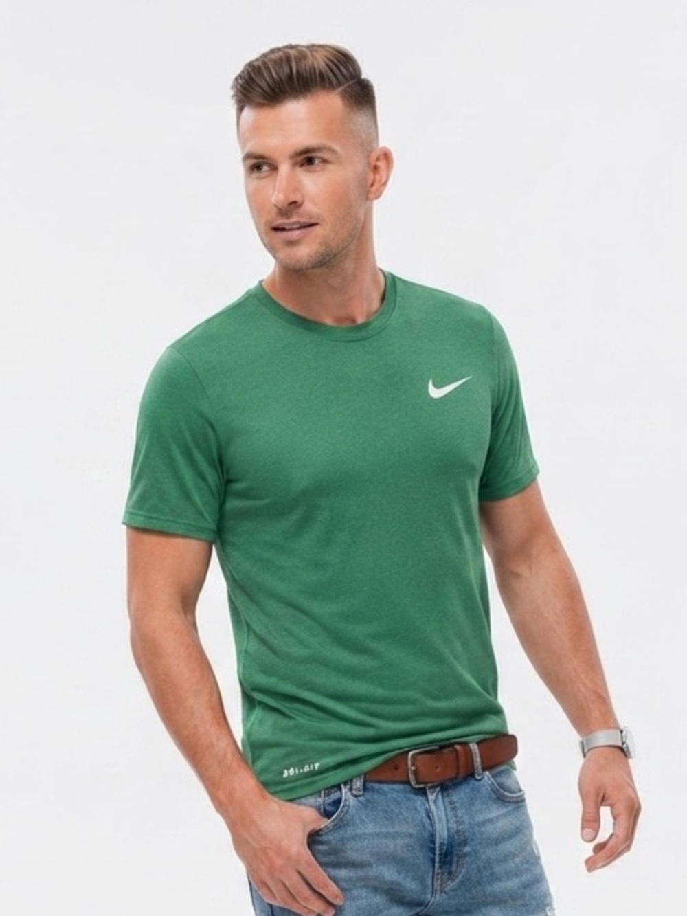 Nike Men's athleisure Green shirt. Size Large
